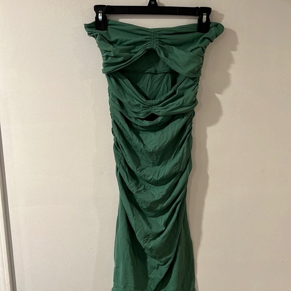 Susana Monaco Strapless Cut Out Gathered Dress - Picture 4 of 8